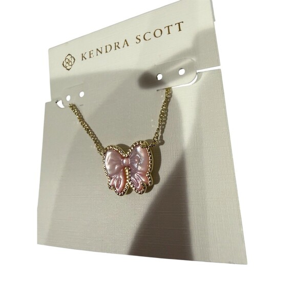 Kendra Scott Haley Bow Pendant Necklace Gold Tone Pink Bow Charm Cute Gift - Picture 4 of 5